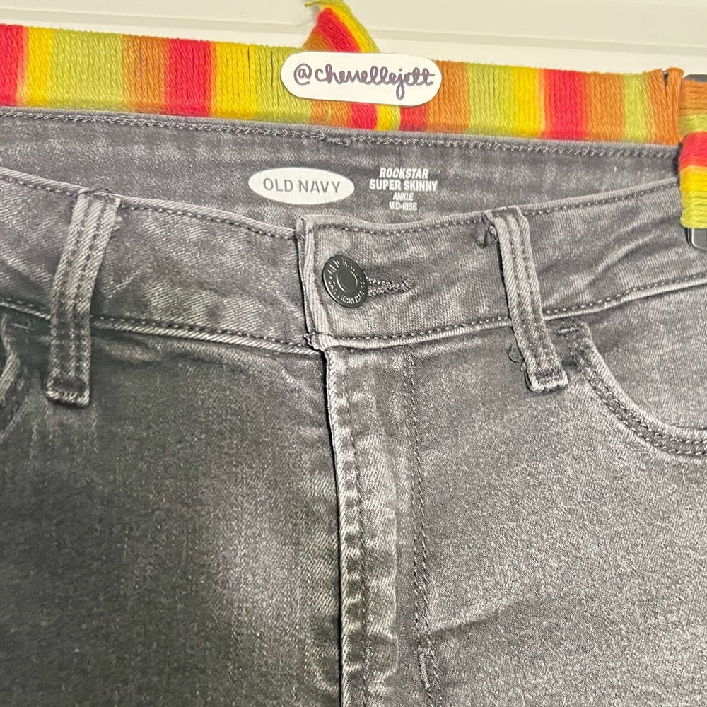 Old Navy Women's Rockstar Black Skinny Jeans